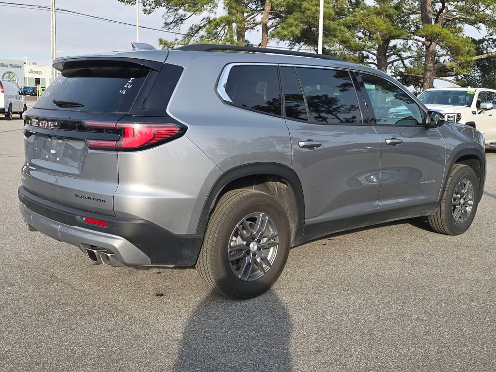 Used 2025 GMC Acadia Elevation image 3
