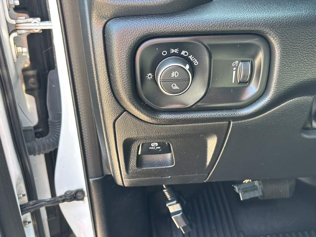 Used 2023 RAM 1500 Big Horn AWD/4WD image 20