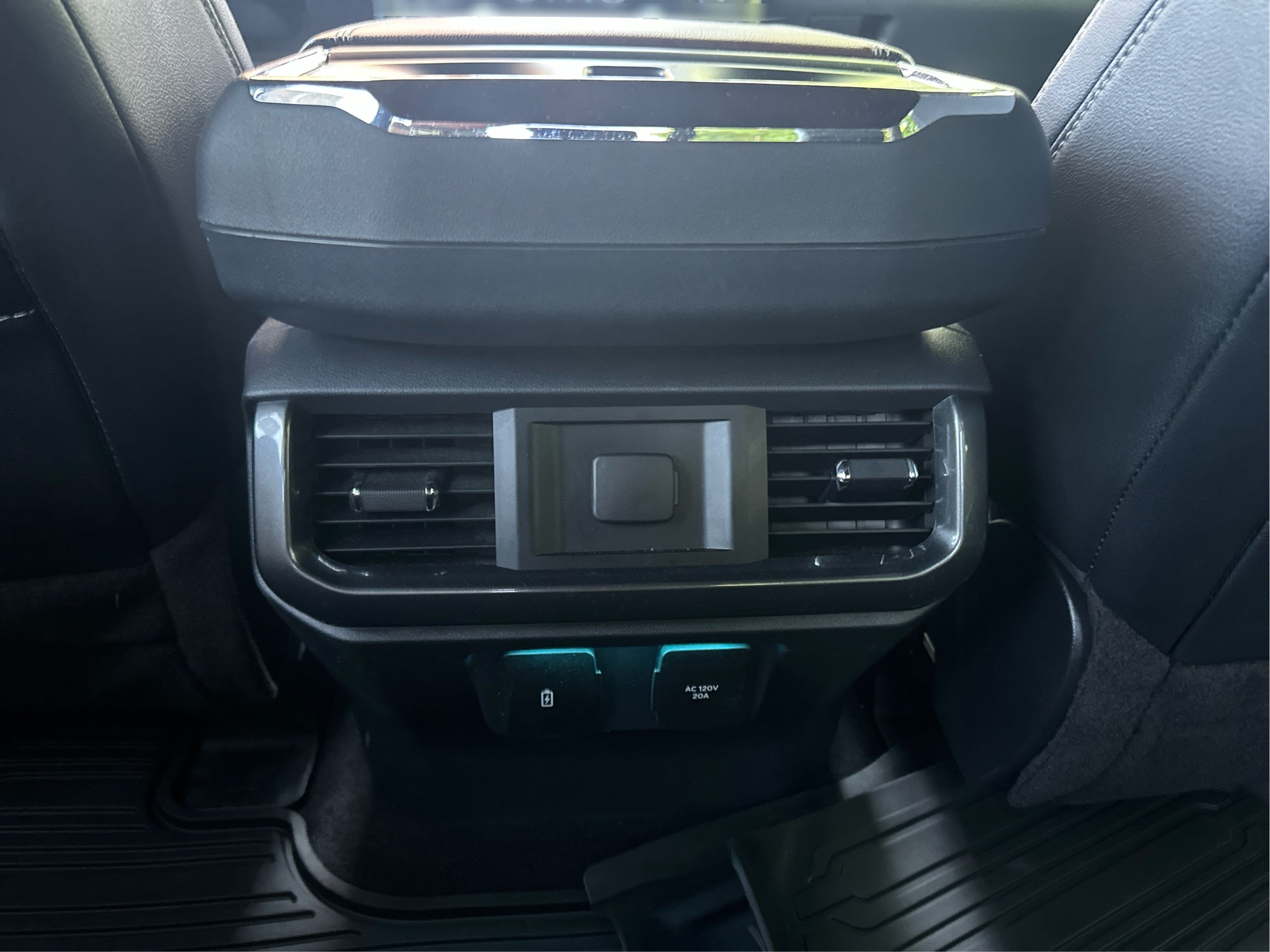 Used 2023 Ford F150 Lariat AWD/4WD image 22