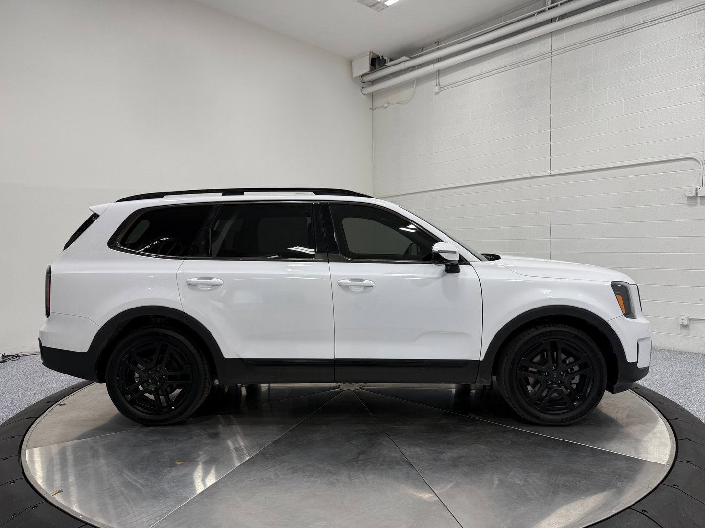 Used 2025 Kia Telluride SX X-Line image 8