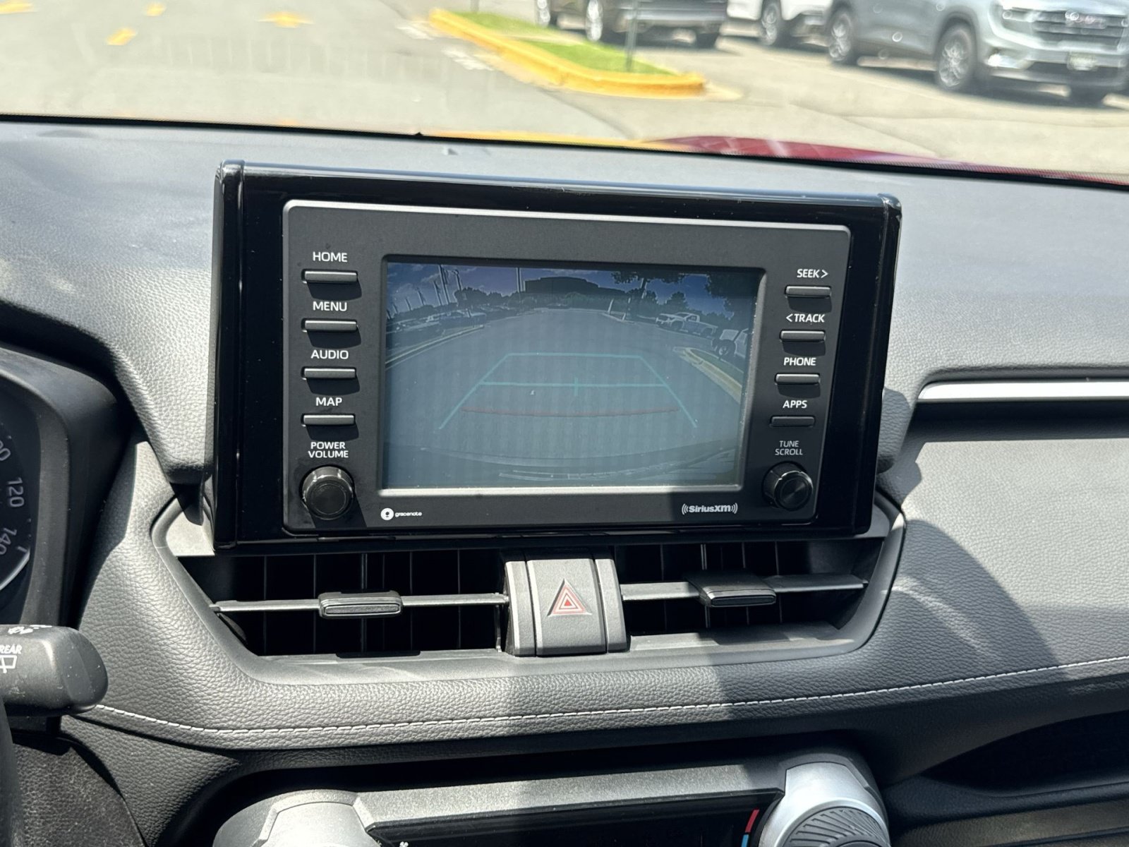 Used 2021 Toyota RAV4 LE w/ Carpet Mat Package (TMS) AWD/4WD image 19