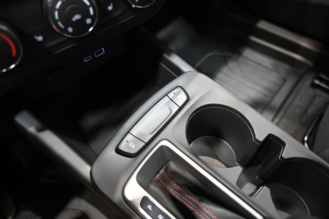 New 2026 Chevrolet Trax RS w/ Sunroof Package FWD image 19