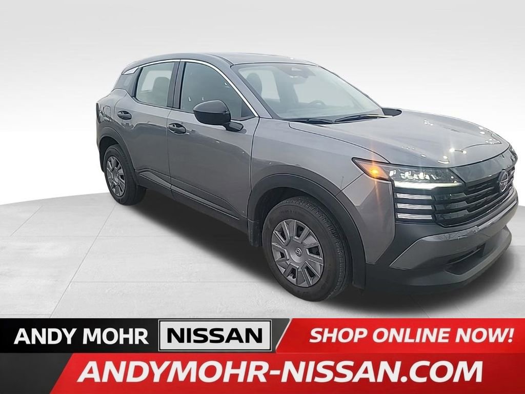 Used 2025 Nissan Kicks S image 2