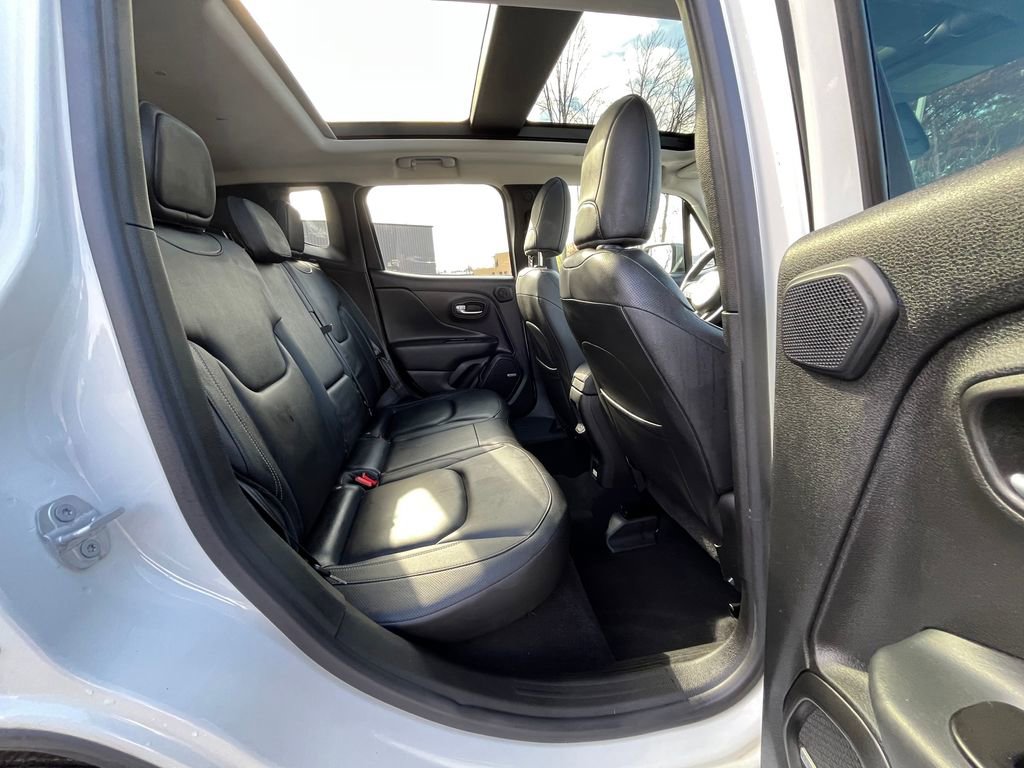 Used 2021 Jeep Renegade Limited w/ Sun & Sound Group image 20