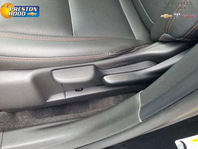 Certified 2025 Chevrolet Trax RS w/ Driver Confidence Package FWD image 19