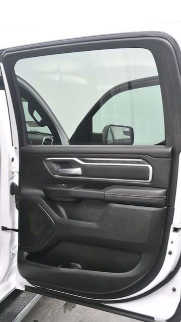 Used 2023 RAM 1500 Big Horn AWD/4WD image 11