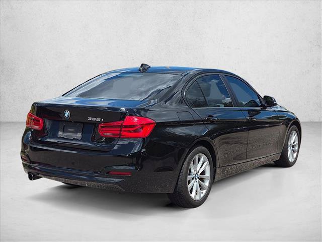 Used 2018 BMW 320i Sedan RWD image 5