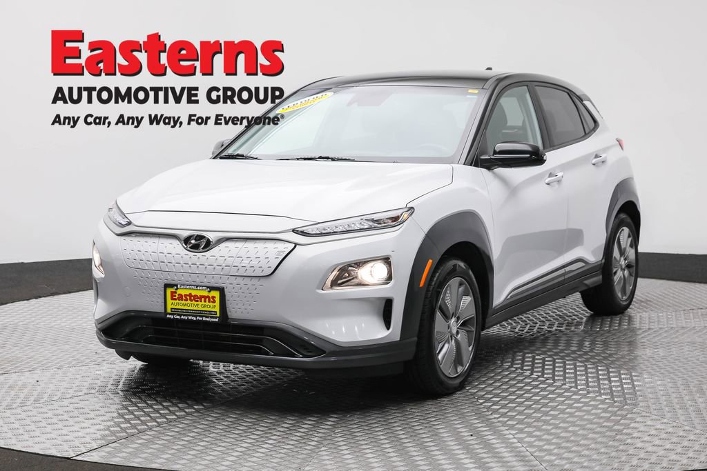 Used 2021 Hyundai Kona SEL image 1