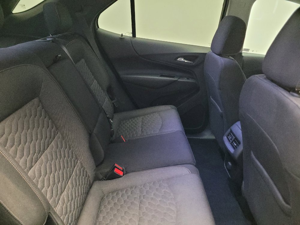 Used 2018 Chevrolet Equinox LT FWD image 19