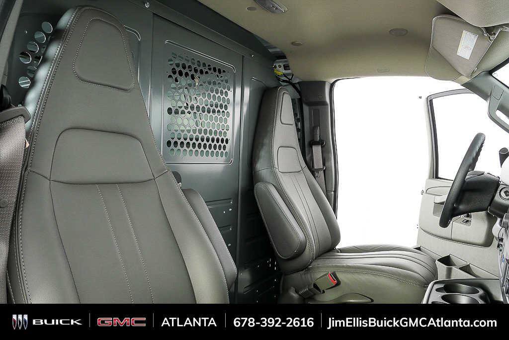 New 2025 GMC Savana 2500 w/ Driver Convenience Package RWD image 16