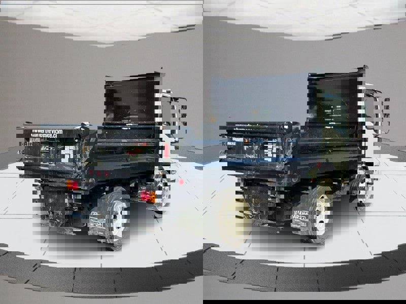 Used 2024 Chevrolet Low Cab Forward image 3