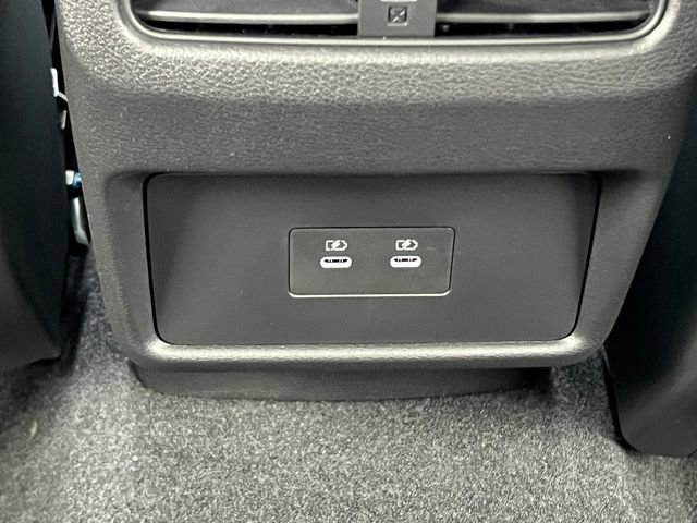 New 2026 Nissan Rogue SV w/ Cold Weather Package AWD/4WD image 32