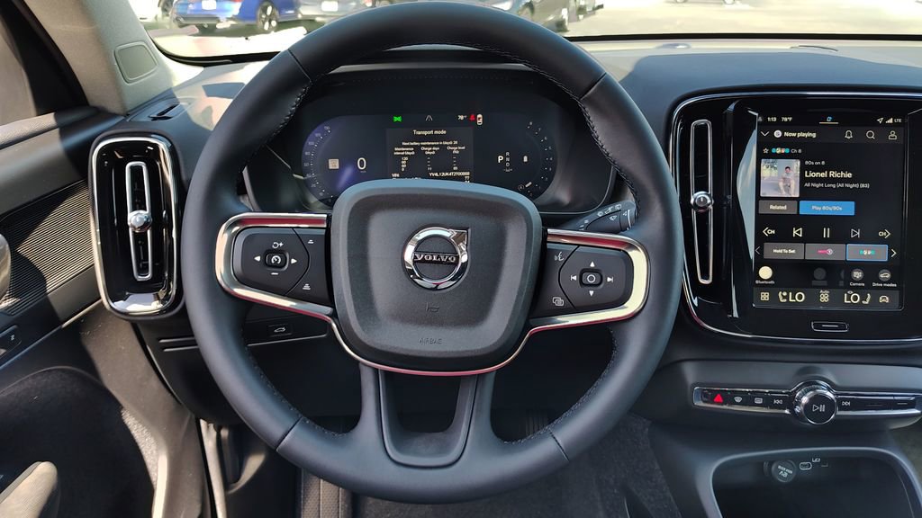 New 2026 Volvo XC40 B5 Core AWD/4WD image 12