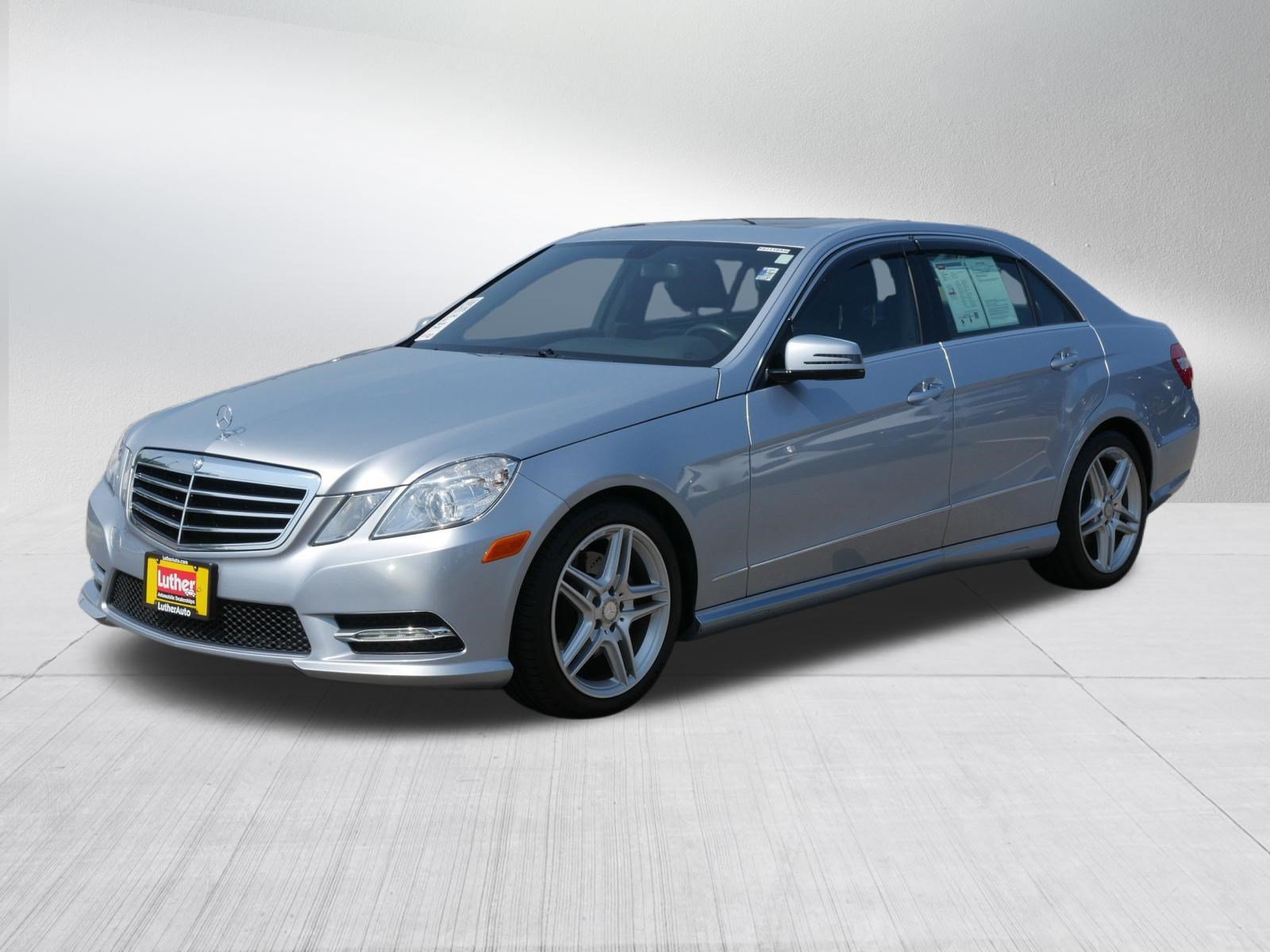 Used 2013 Mercedes-Benz E 350 4MATIC Sedan image 3