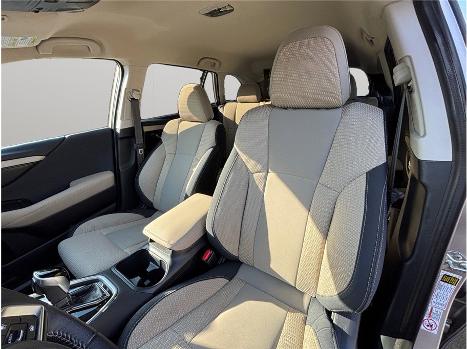 Used 2020 Subaru Outback Premium image 16