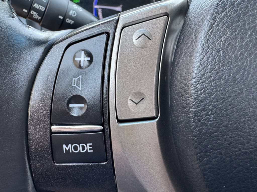 Used 2015 Lexus RX 450h AWD image 28