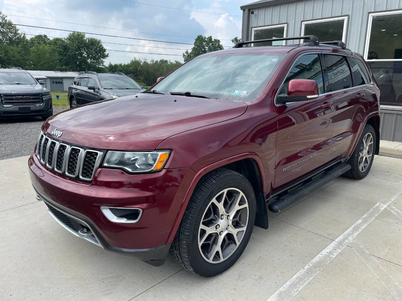 Used 2018 Jeep Grand Cherokee Limited image 4