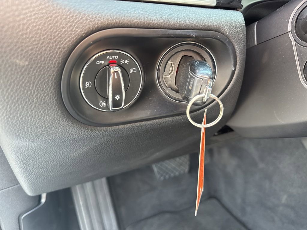 Used 2015 Porsche Macan S image 18