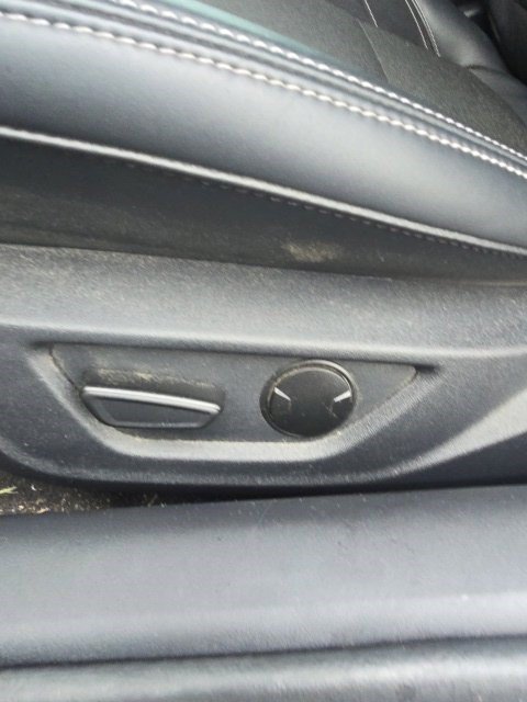 Used 2024 Ford Mustang Coupe RWD image 12