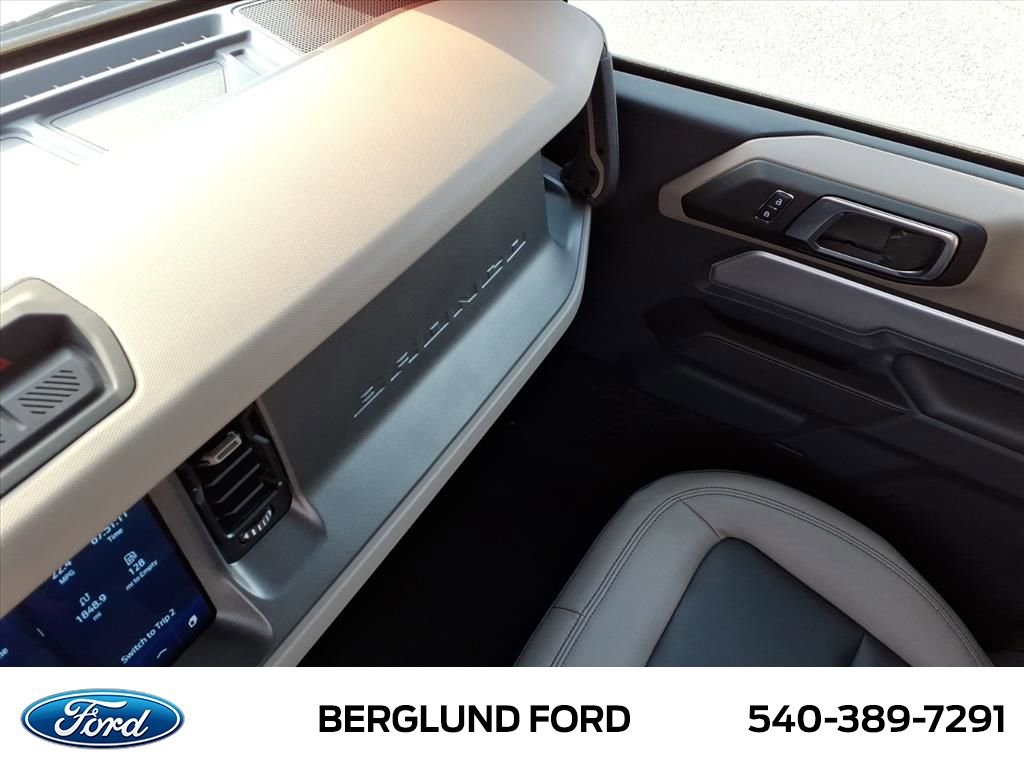 Used 2024 Ford Bronco Big Bend image 32