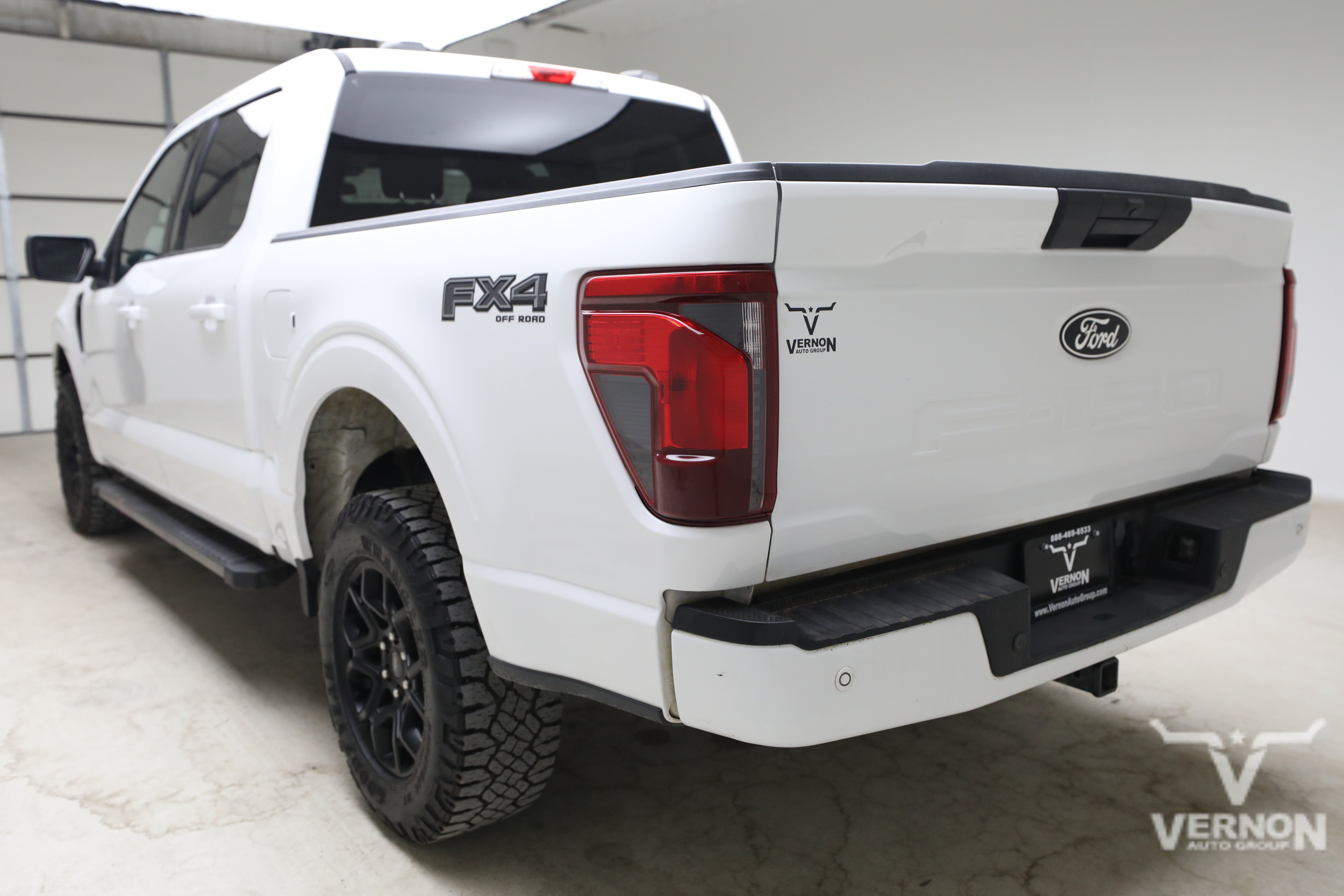 Used 2025 Ford F150 XLT w/ Equipment Group 301A Standard AWD/4WD image 3