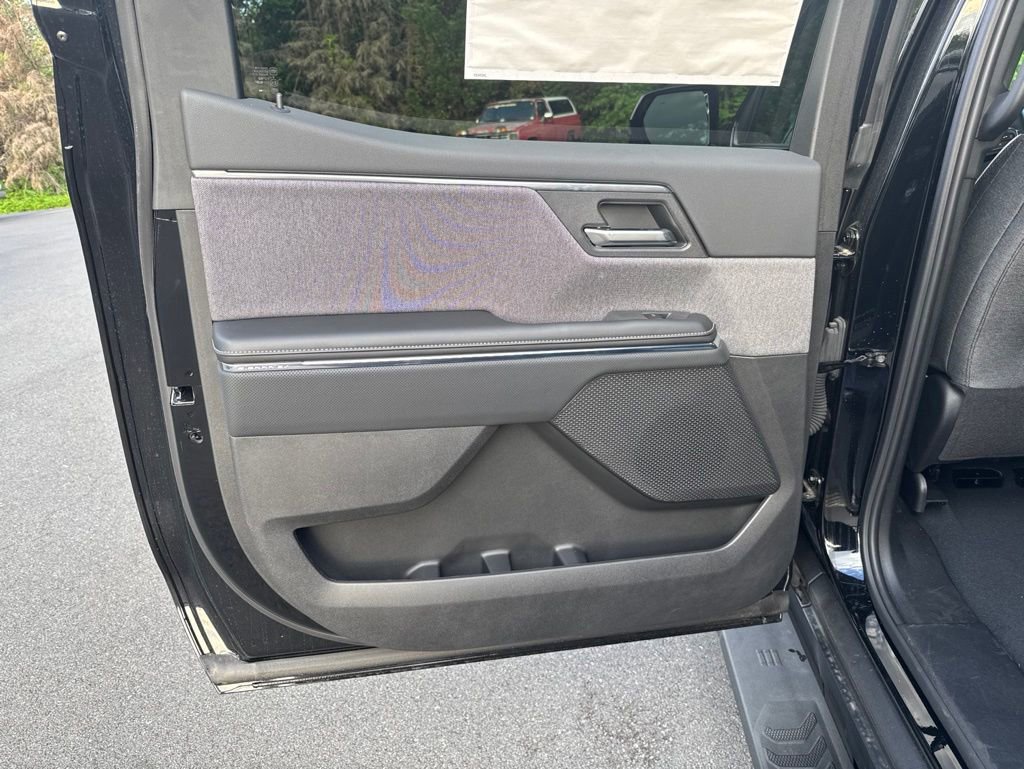 New 2026 GMC Sierra EV Elevation w/ Premium Package AWD/4WD image 39