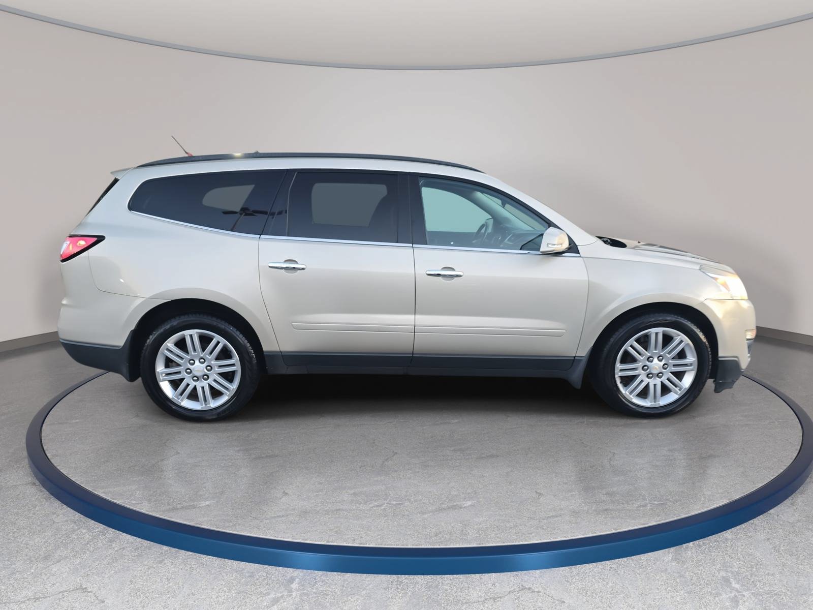 Used 2014 Chevrolet Traverse LT w/ All-Star Edition AWD/4WD image 4