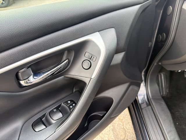Used 2018 Nissan Altima 2.5 S w/ S Convenience Package FWD image 12