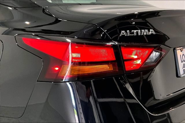 Used 2022 Nissan Altima 2.5 Platinum AWD/4WD image 46