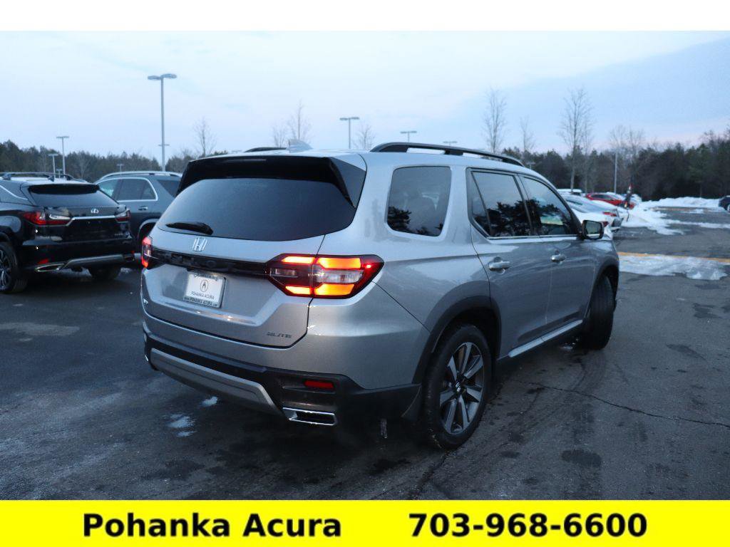 Used 2023 Honda Pilot Elite image 7