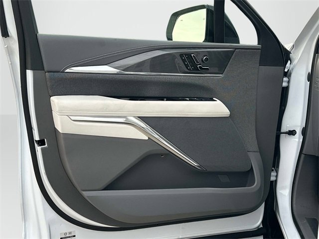 New 2026 Cadillac Escalade IQ Sport 1 w/ LPO, ONYX Package image 8