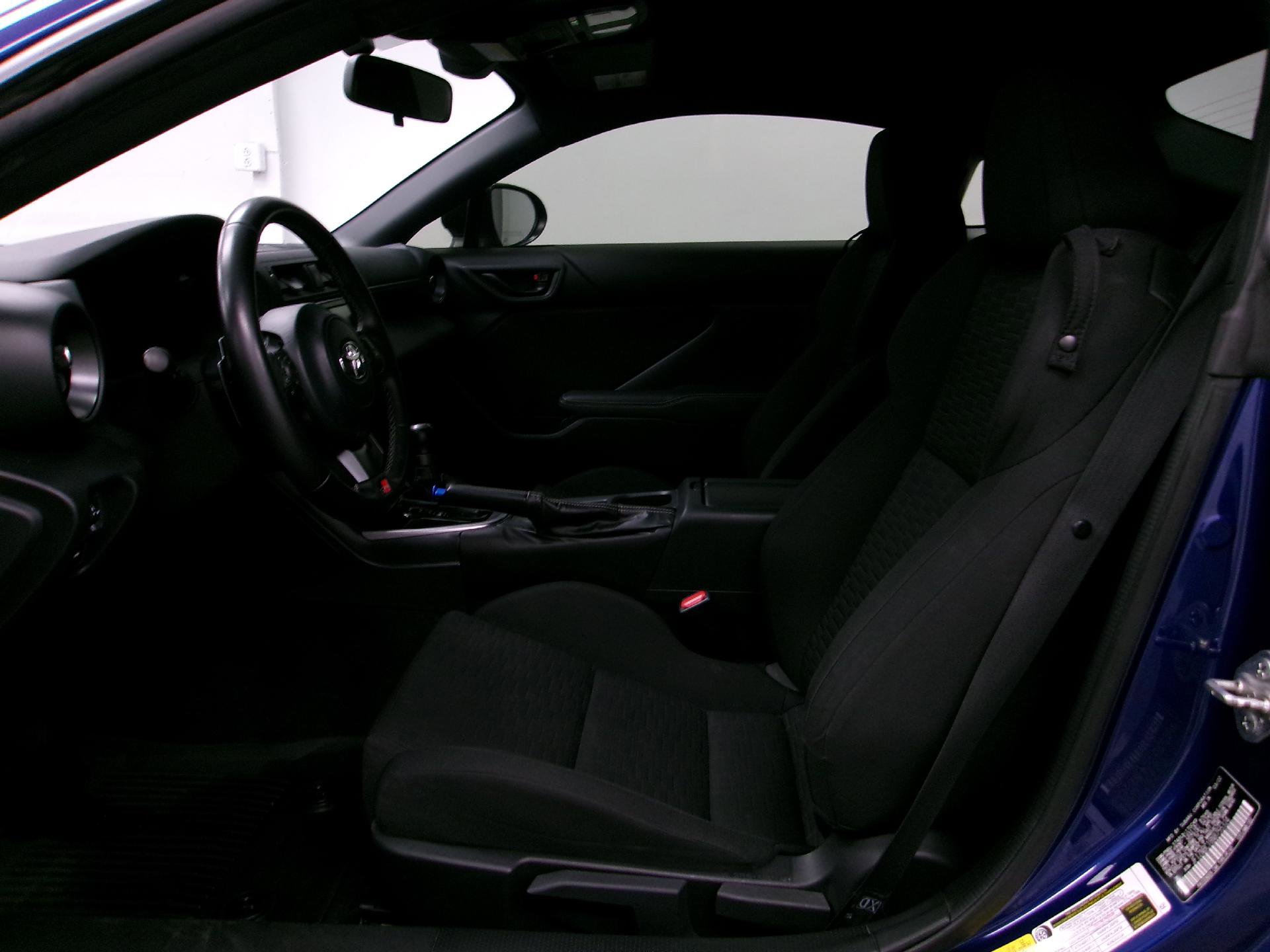 Used 2022 Toyota GR86 image 8