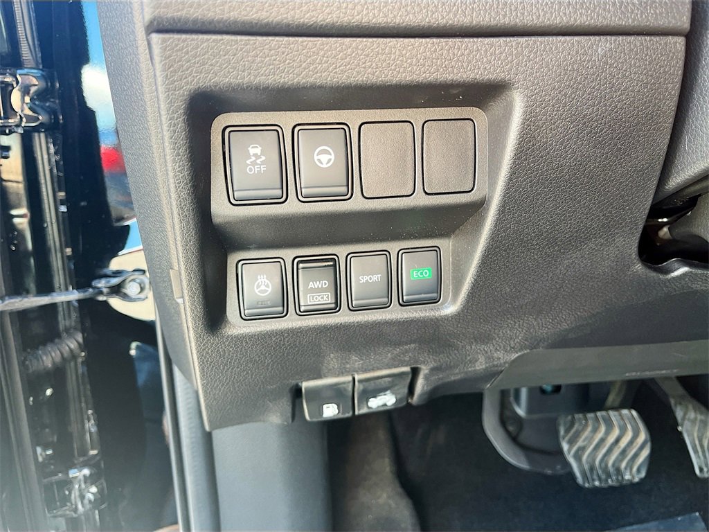 Used 2022 Nissan Rogue Sport SL w/ Premium Package image 10