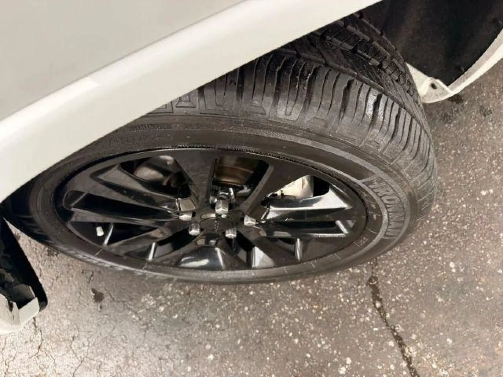 Used 2020 Jeep Grand Cherokee Altitude AWD/4WD image 36
