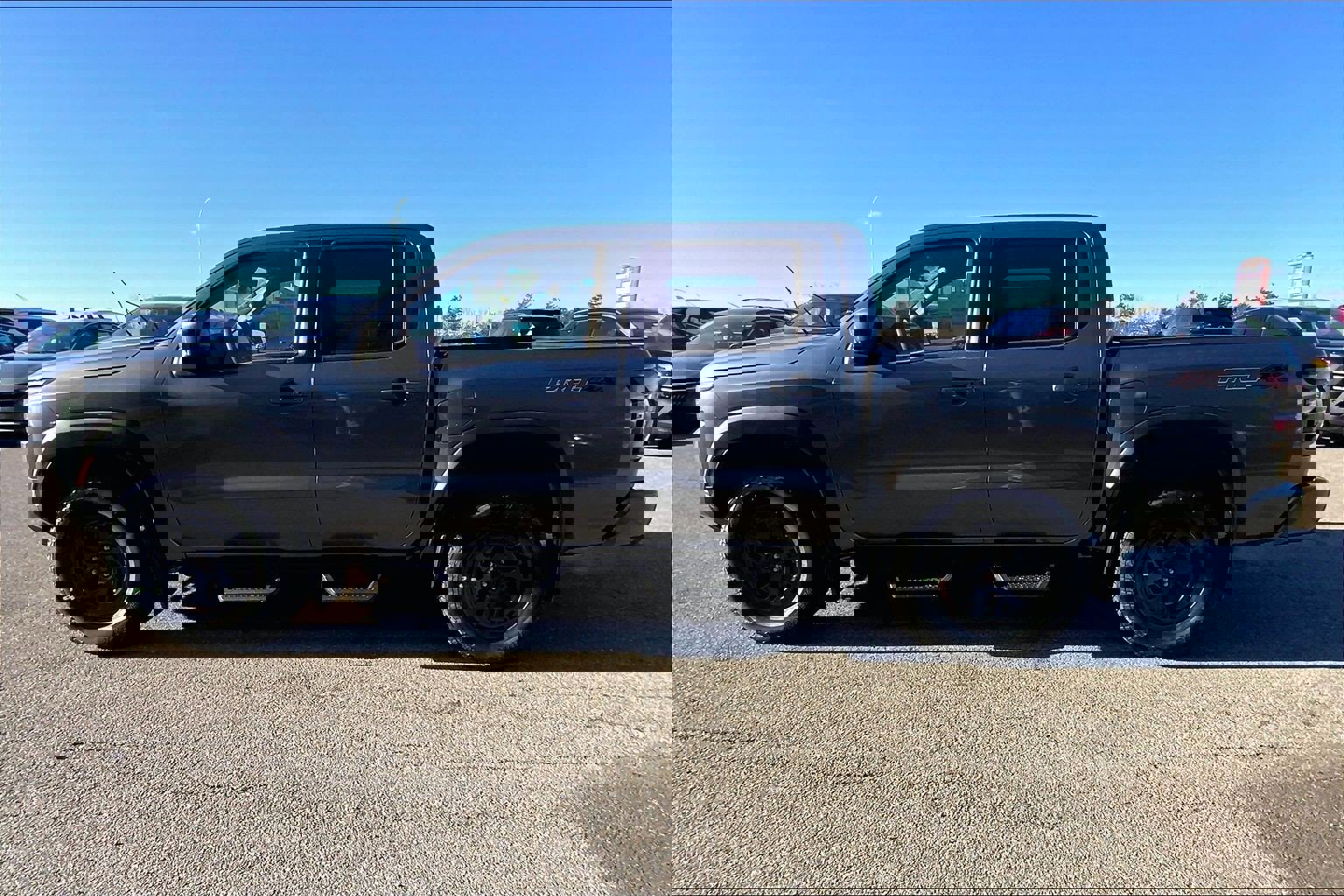 New 2026 Nissan Frontier PRO-4X image 25