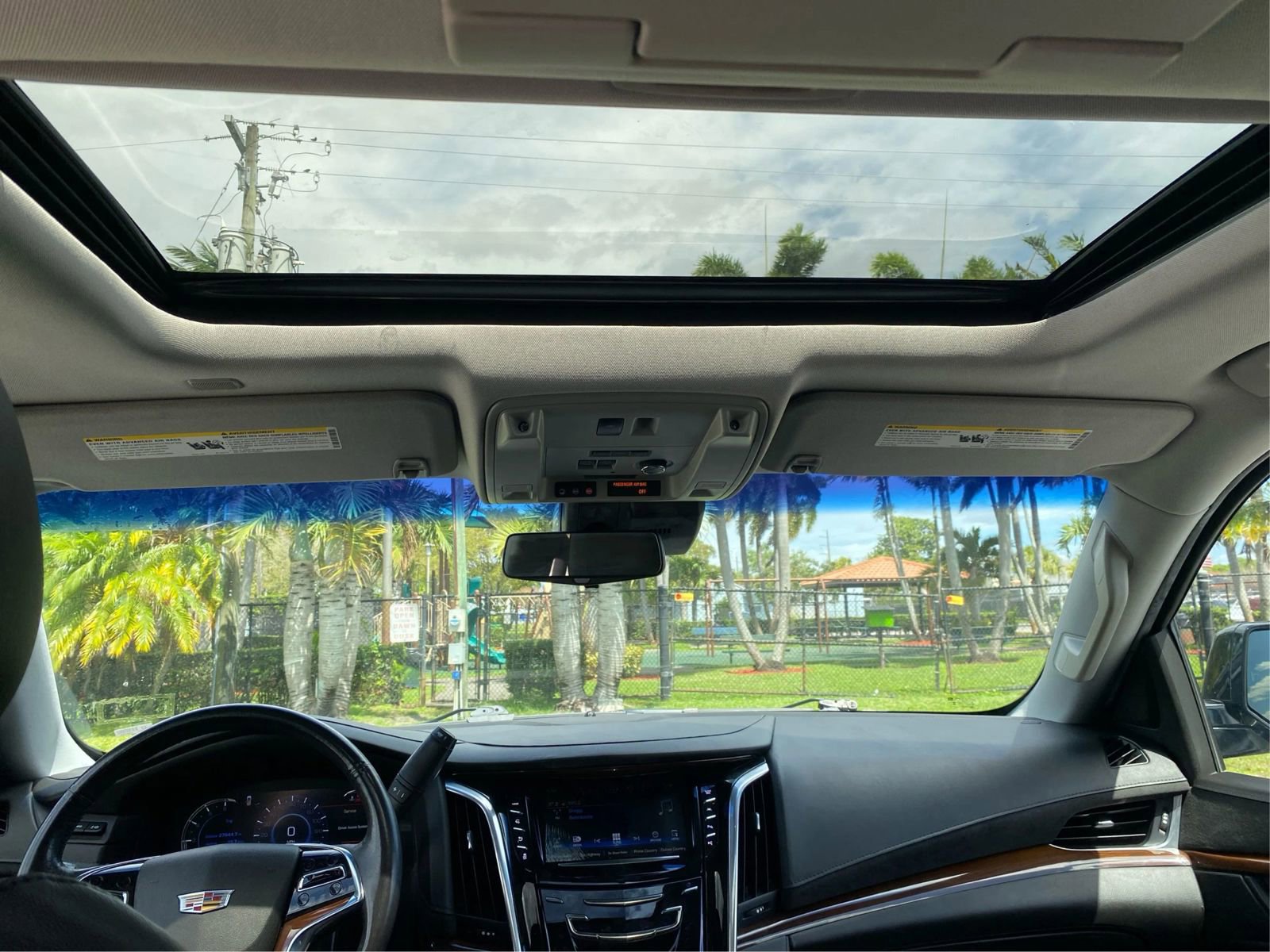 Used 2019 Cadillac Escalade ESV Premium Luxury AWD/4WD image 16