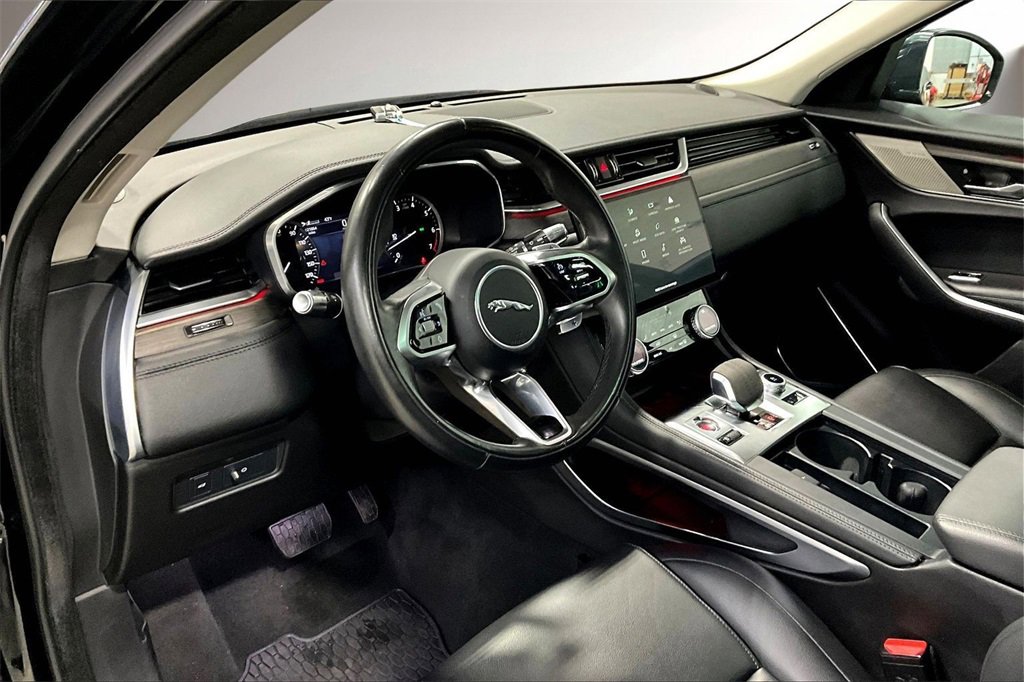 Used 2021 Jaguar F-PACE image 16