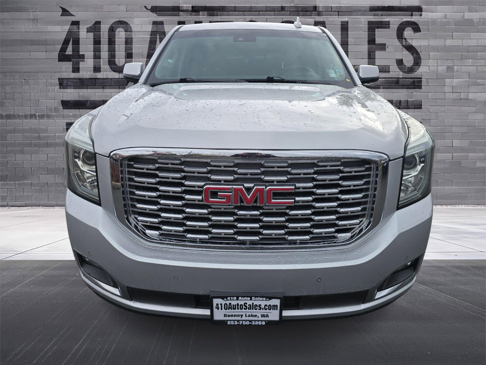 Used 2020 GMC Yukon XL Denali w/ Denali Premium Package image 5