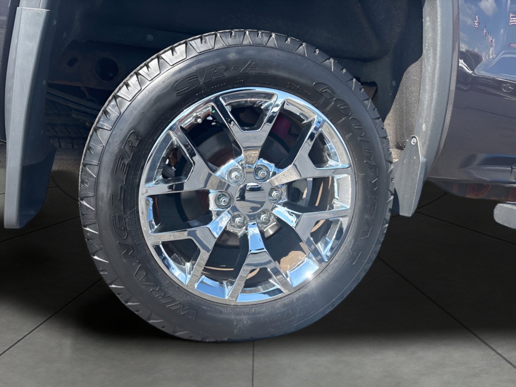 Used 2014 GMC Sierra 1500 SLT w/ SLT Crew Cab Value Package AWD/4WD image 9