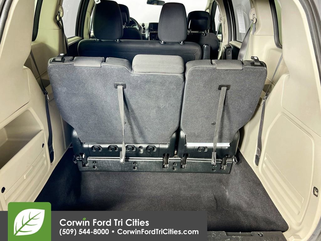 Used 2018 Dodge Grand Caravan SE image 14