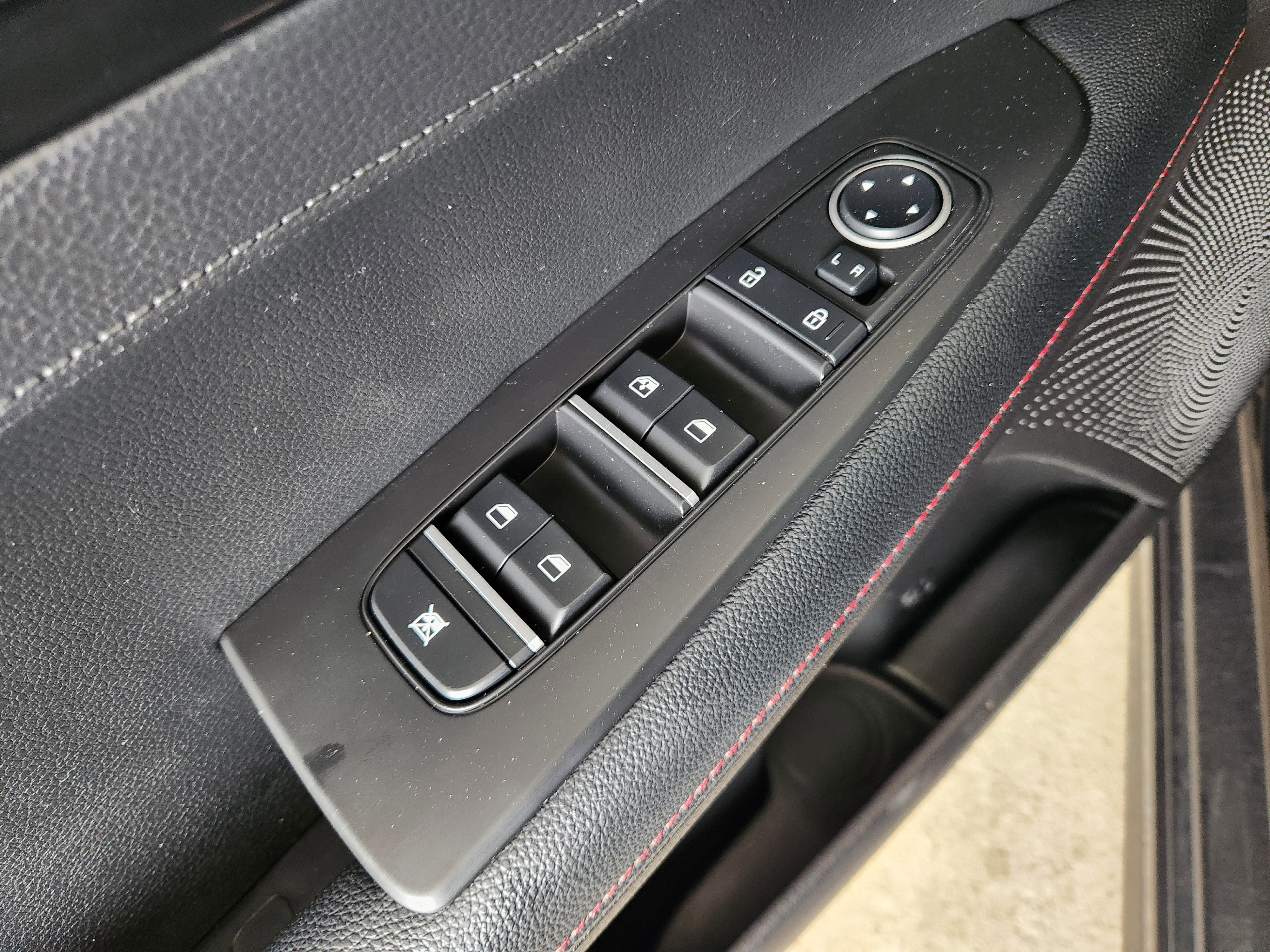 Used 2023 Kia Forte GT image 25