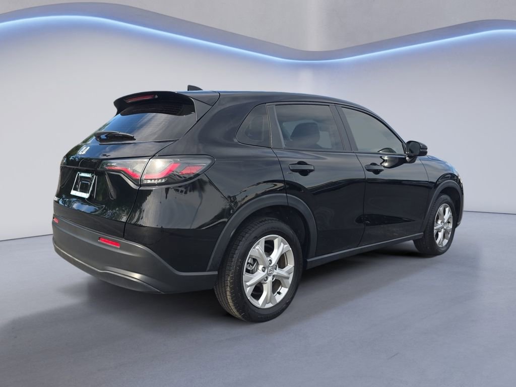 Used 2024 Honda HR-V LX image 5