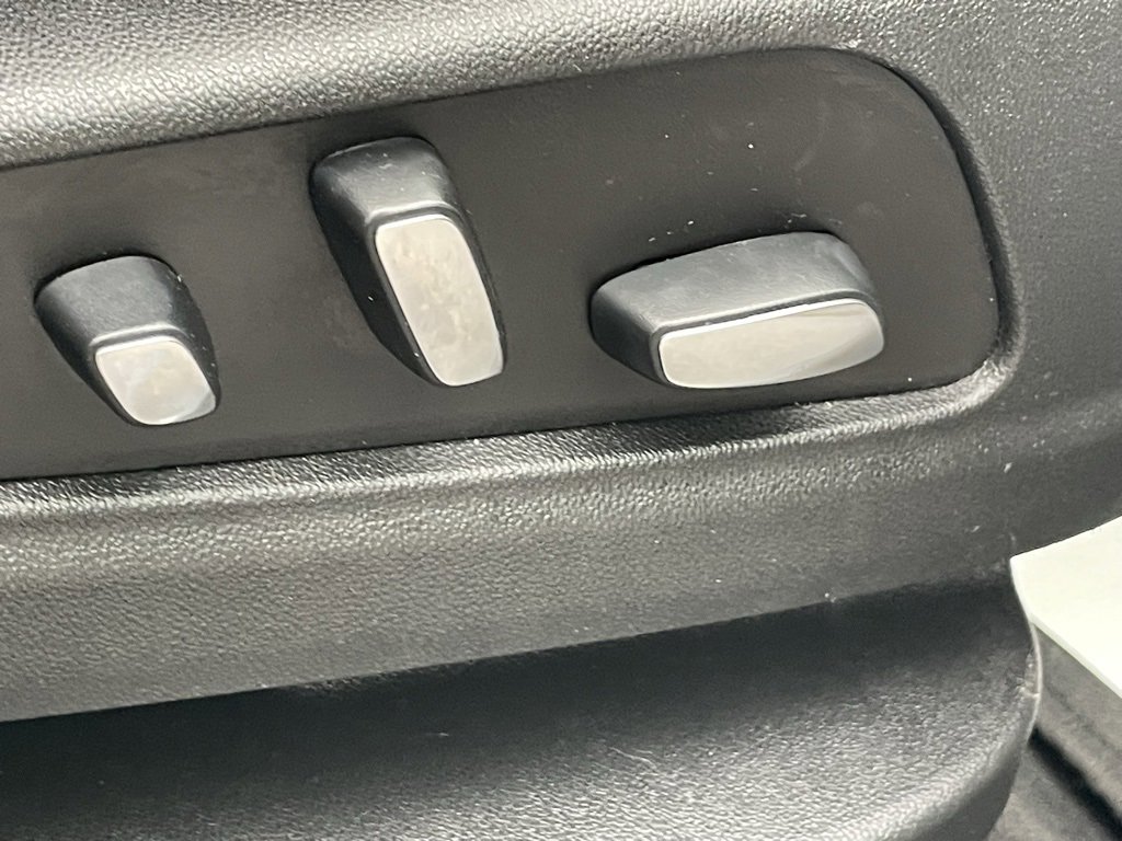 Used 2020 Cadillac XT6 Premium Luxury image 13