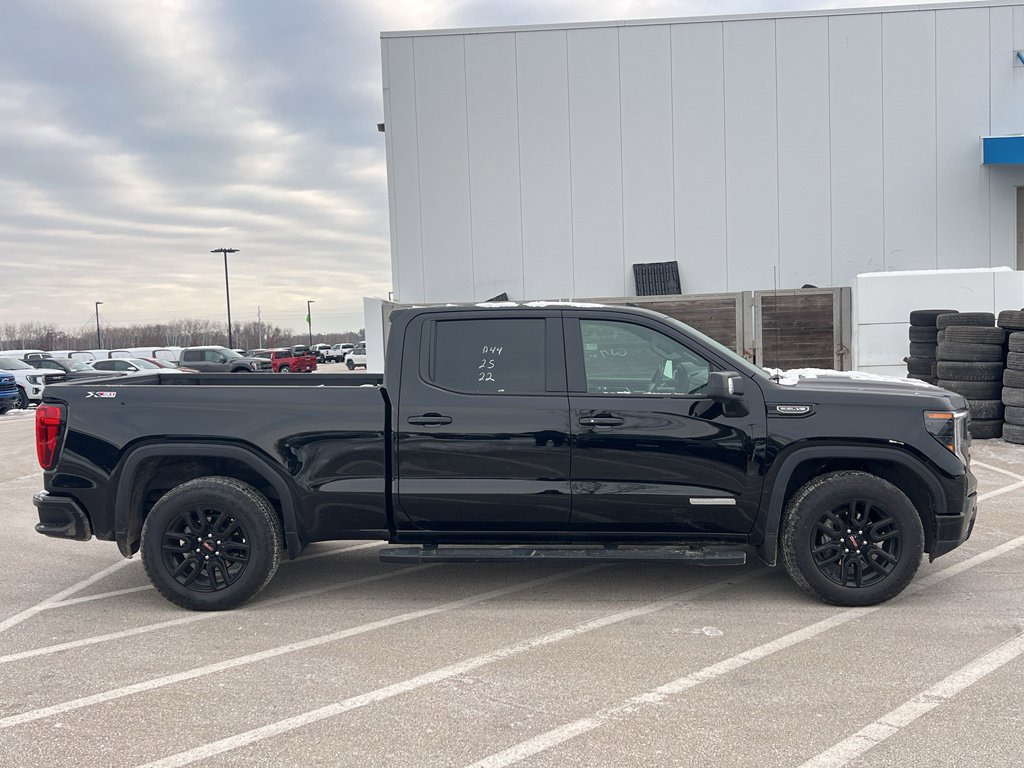 Used 2025 GMC Sierra 1500 Elevation w/ Elevation Premium Package image 7
