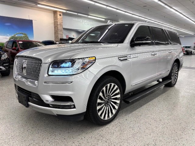 Used 2018 Lincoln Navigator L Reserve w/ Technology Package image 1