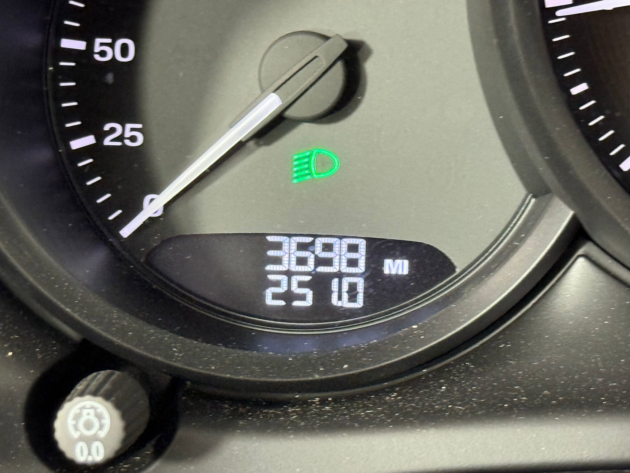 New 2025 Porsche Macan Turbo image 26