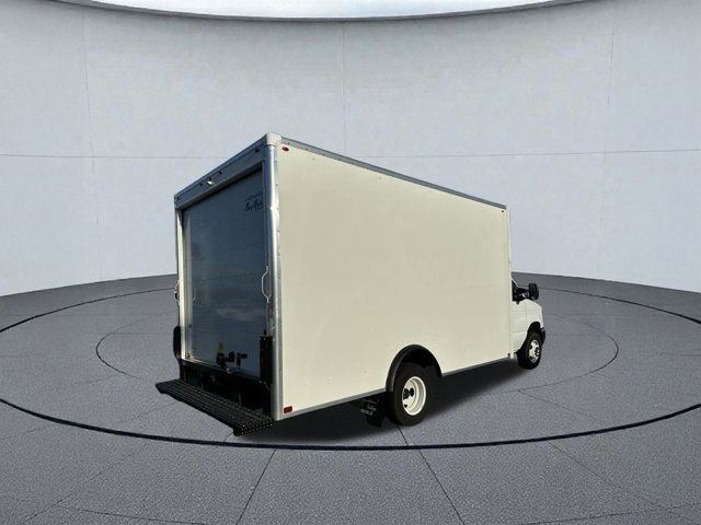 New 2025 Ford E-450 and Econoline 450 Super Duty w/ Power Equipment Group RWD video 2
