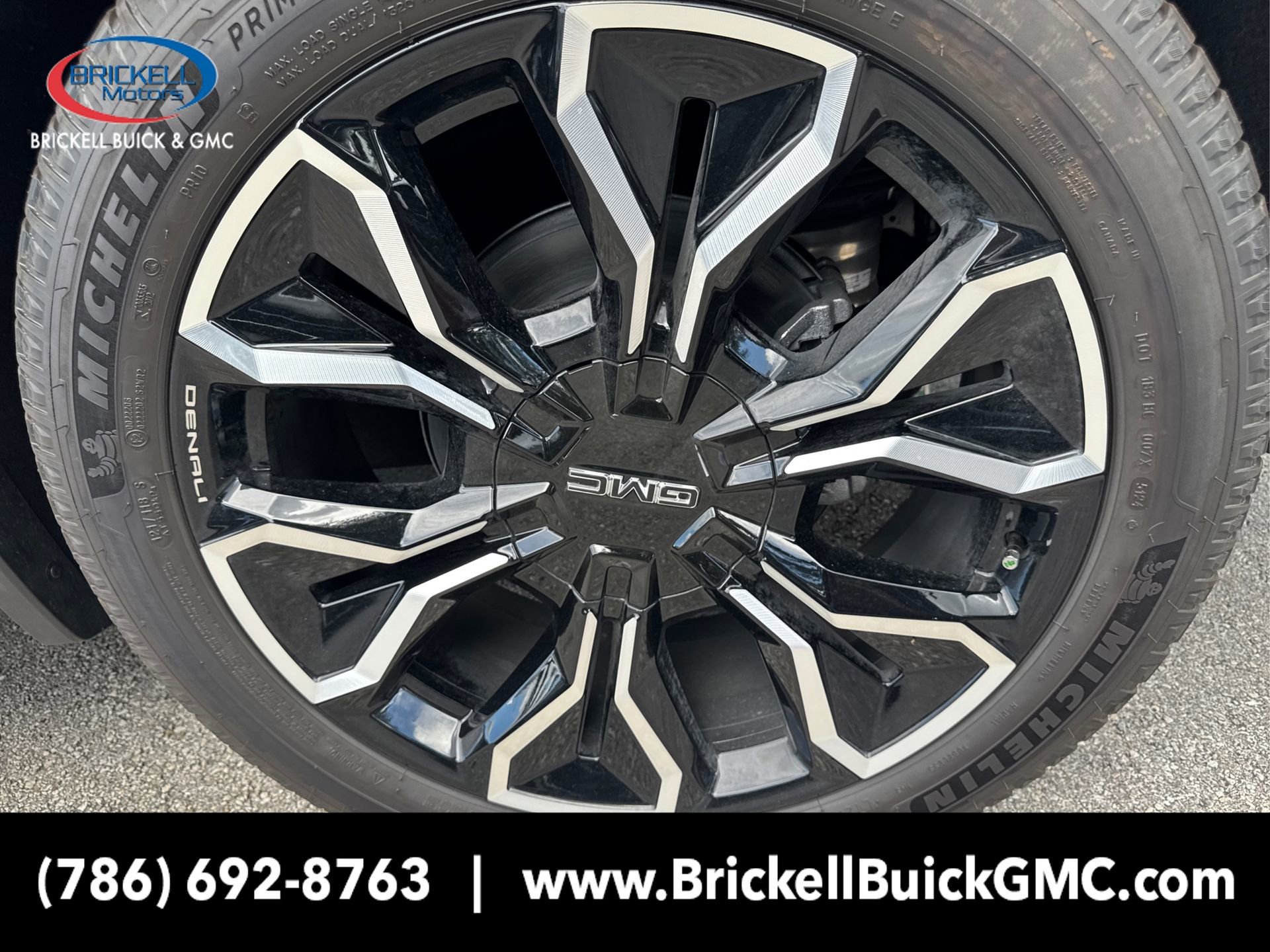 New 2025 GMC Sierra EV Denali image 12