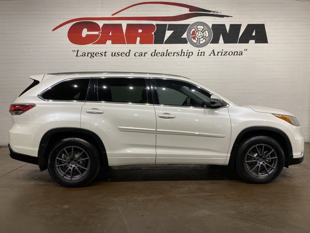 Used 2015 Toyota Highlander Limited w/ Driver Technology Package