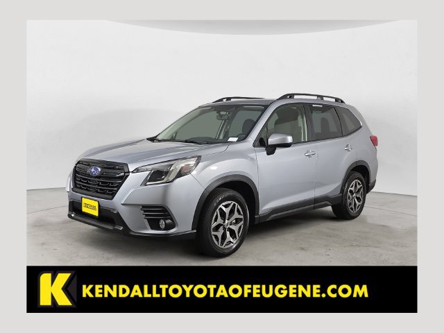 Used 2023 Subaru Forester Premium AWD/4WD image 1
